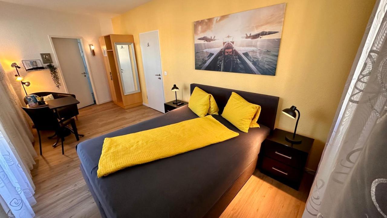 Hotel Movieworld Spiez Exterior foto