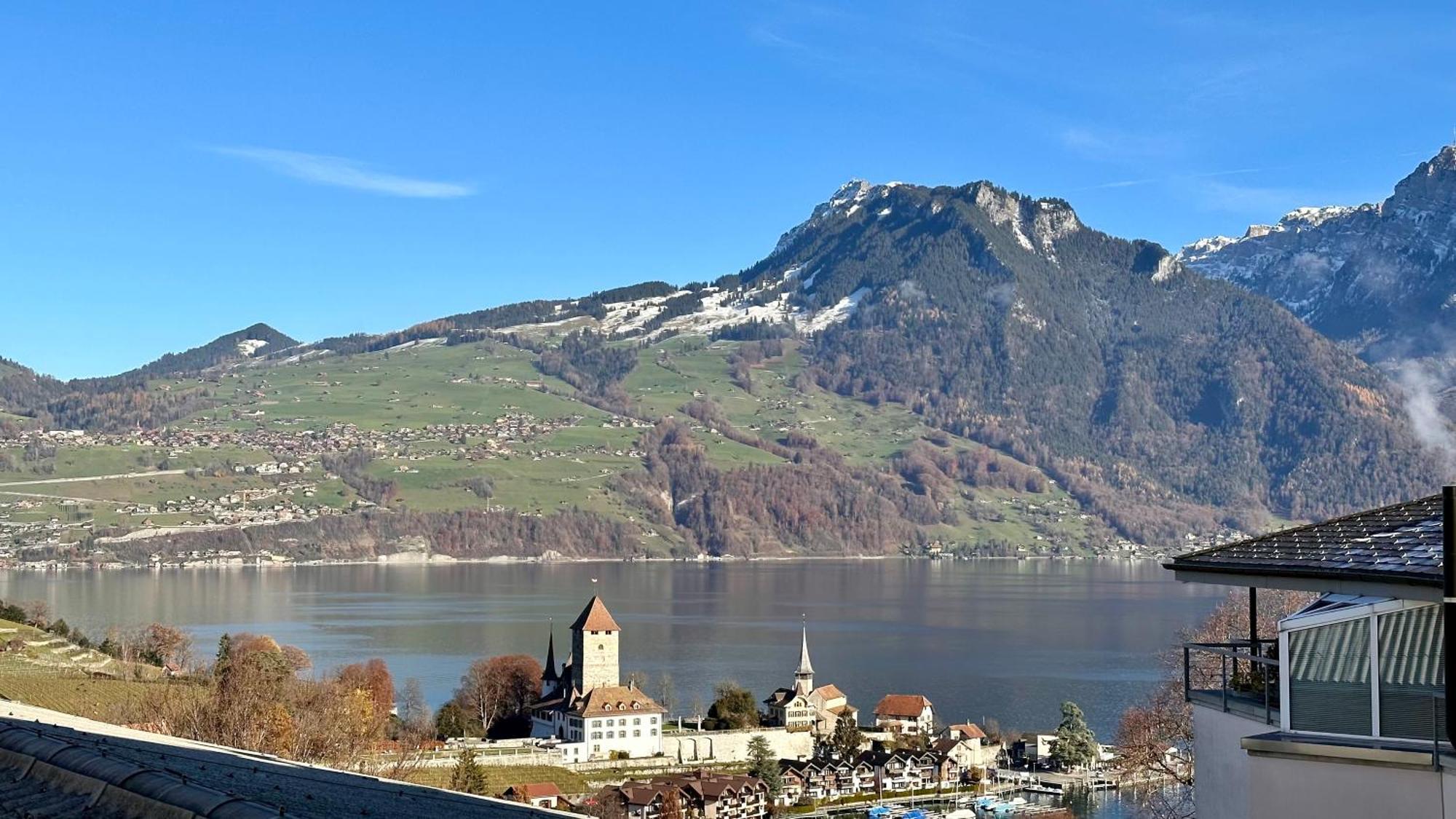 Hotel Movieworld Spiez Exterior foto